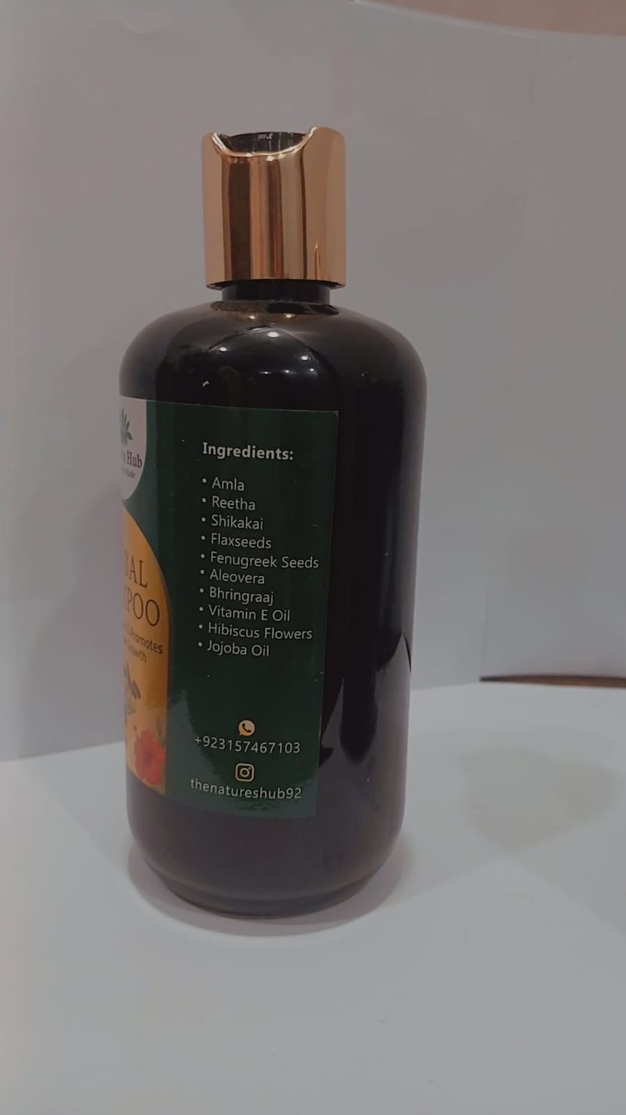 Nature’s Hub Herbal Shampoo 300ml