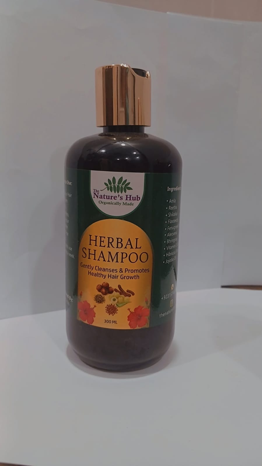 Nature’s Hub Herbal Shampoo 300ml